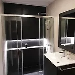 504 New Gale Apartmán *